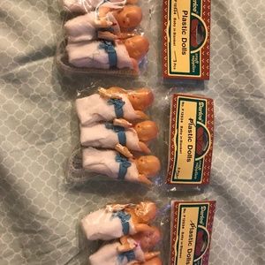 vintage plastic bany dolls old toys blue shower craft